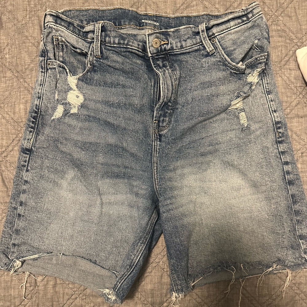 Old Navy High Rise Short - size 14